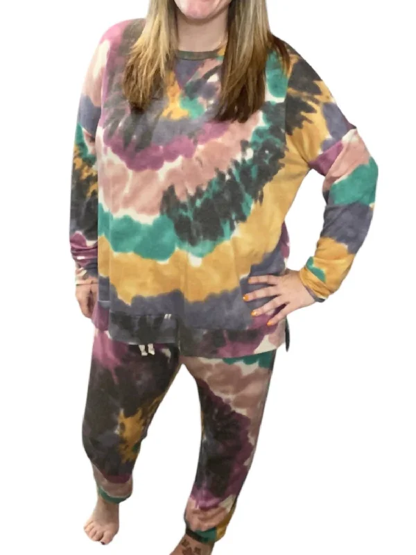 Tie-Dye Lounge Set In Multi Color